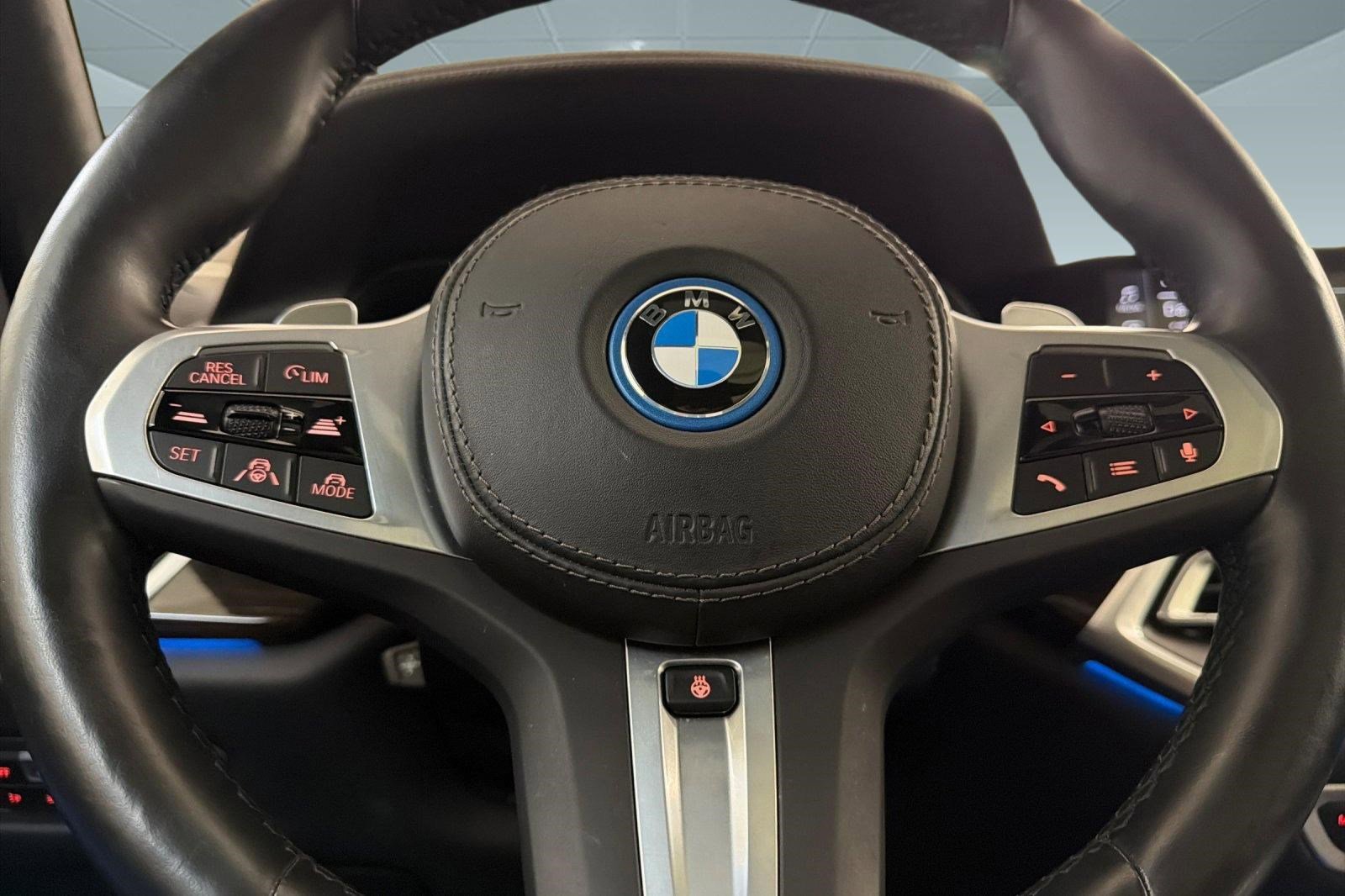 Used 2023 BMW X5 xDrive45e w/ Executive Package AWD/4WD image 17