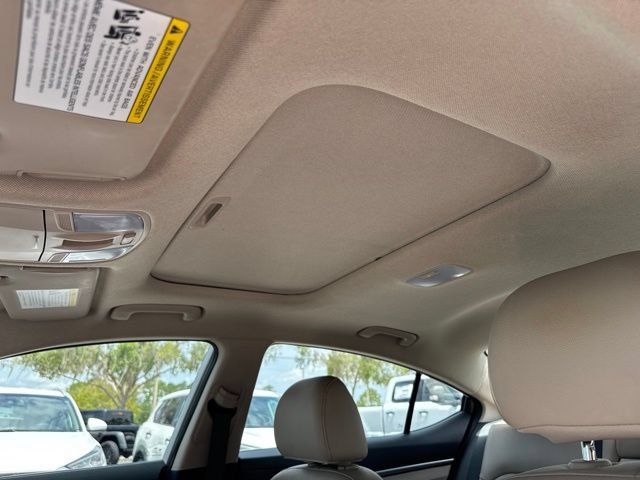 Used 2017 Hyundai Elantra Limited w/ Limited Ultimate Package 05 FWD image 19