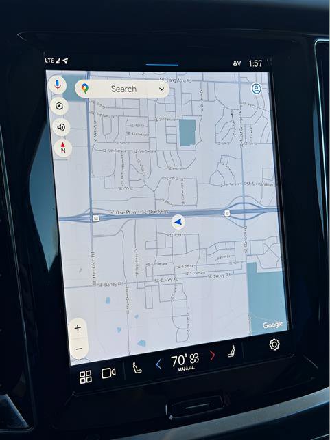 Used 2025 Volvo V60 B5 Cross Country Plus image 33