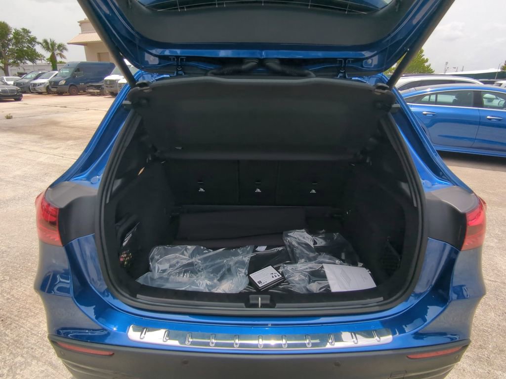 Certified 2025 Mercedes-Benz GLA 250 4MATIC image 24