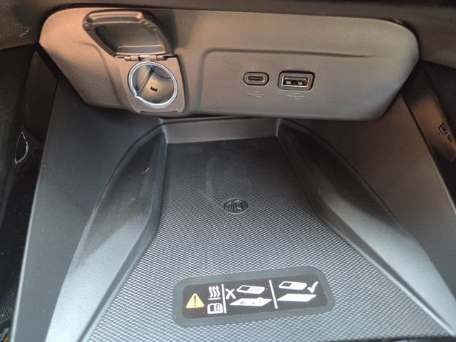 New 2026 Chevrolet Trax ACTIV w/ Sunroof Package FWD image 7