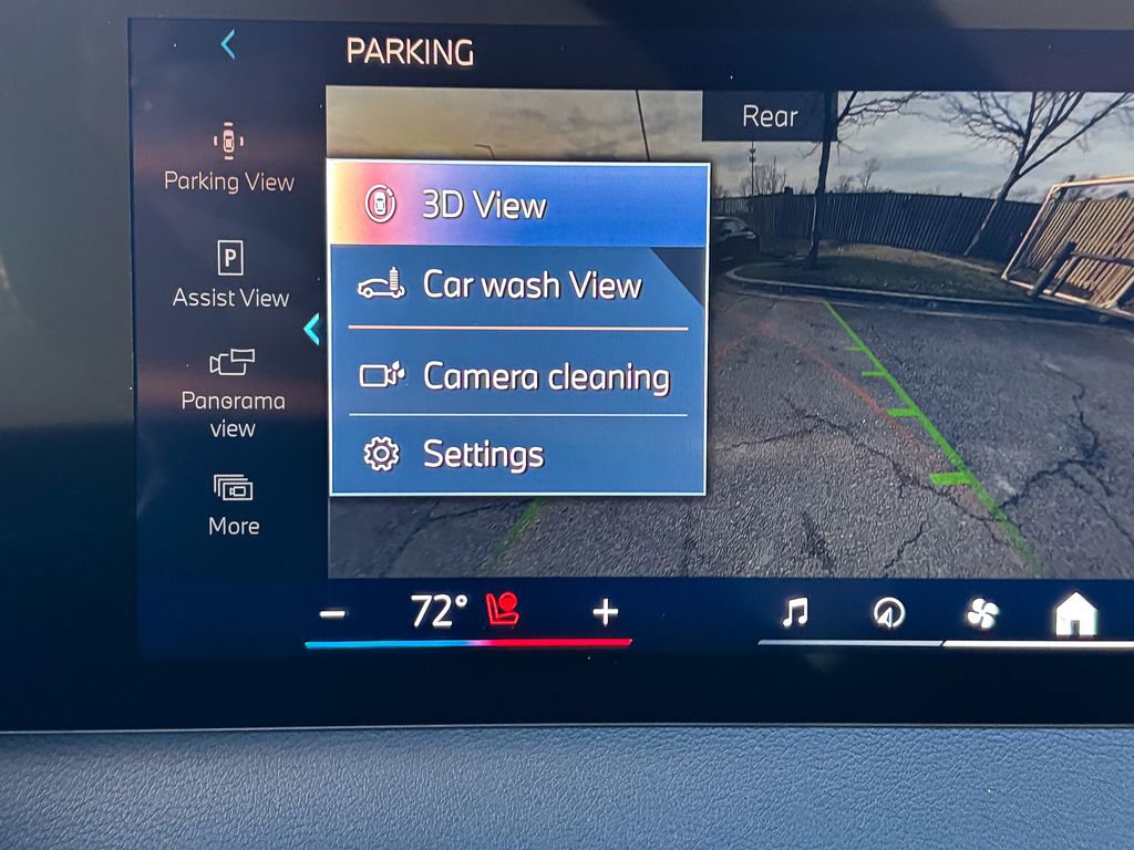 Used 2026 BMW iX xDrive60 image 23