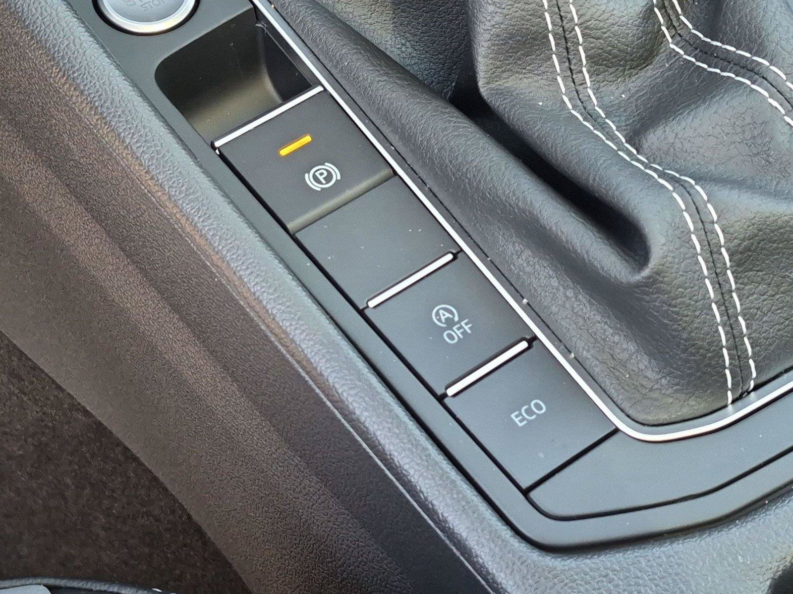 New 2027 Volkswagen Jetta SE FWD image 20