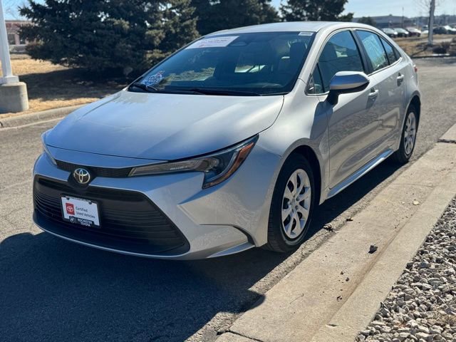 Certified 2025 Toyota Corolla LE image 30