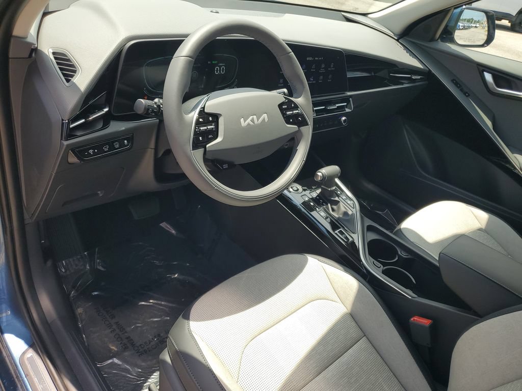 New 2026 Kia Niro FWD image 6
