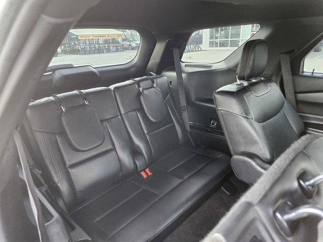 Used 2020 Ford Explorer ST image 34