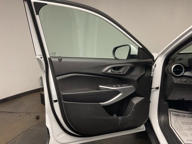 New 2026 Chevrolet Trax LS image 9