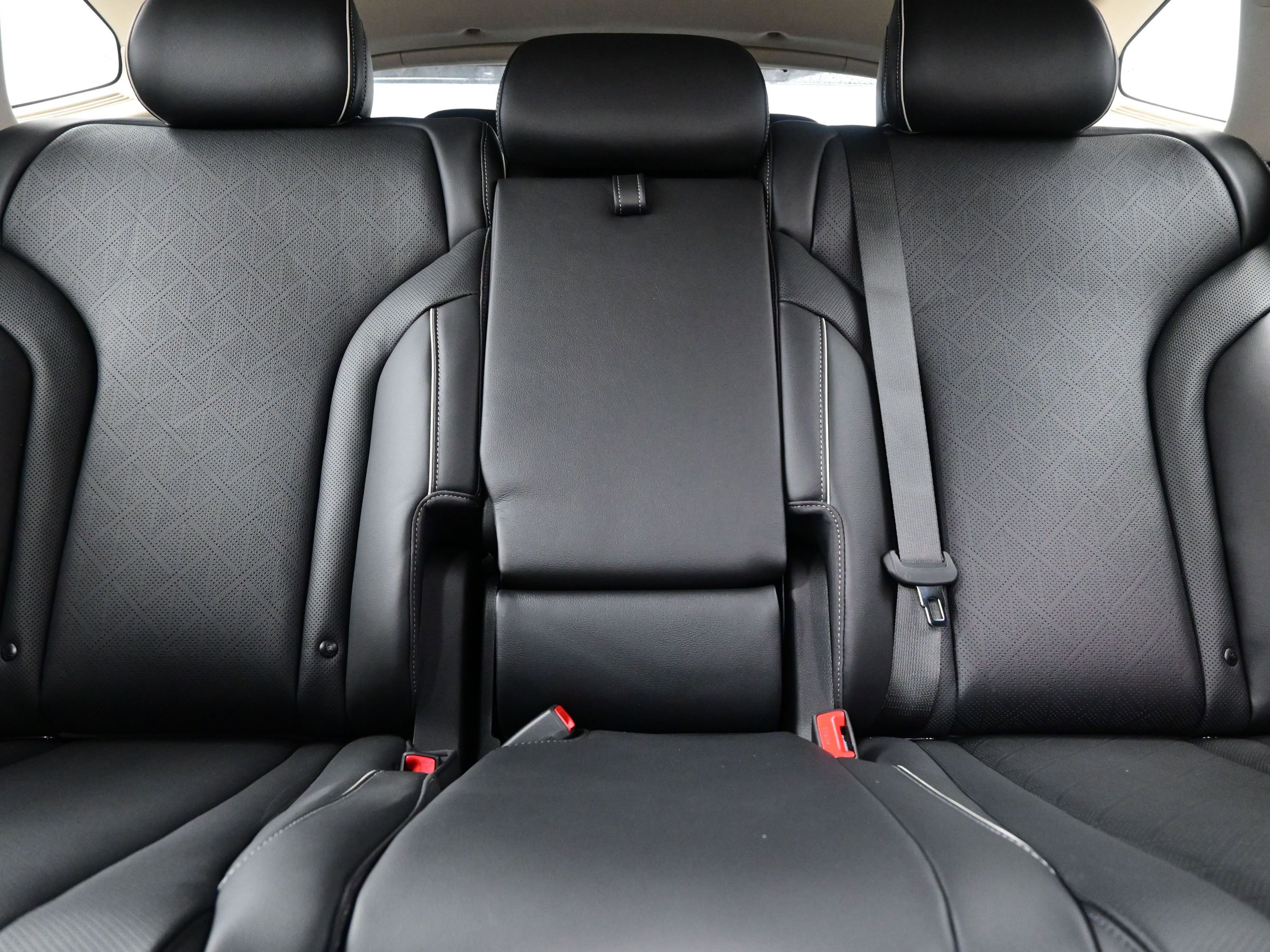 New 2026 Genesis GV80 2.5T Advanced image 10