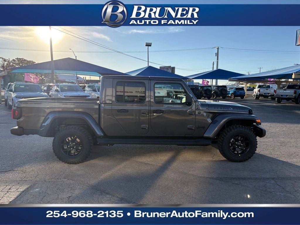 New 2026 Jeep Gladiator Sport AWD/4WD image 4