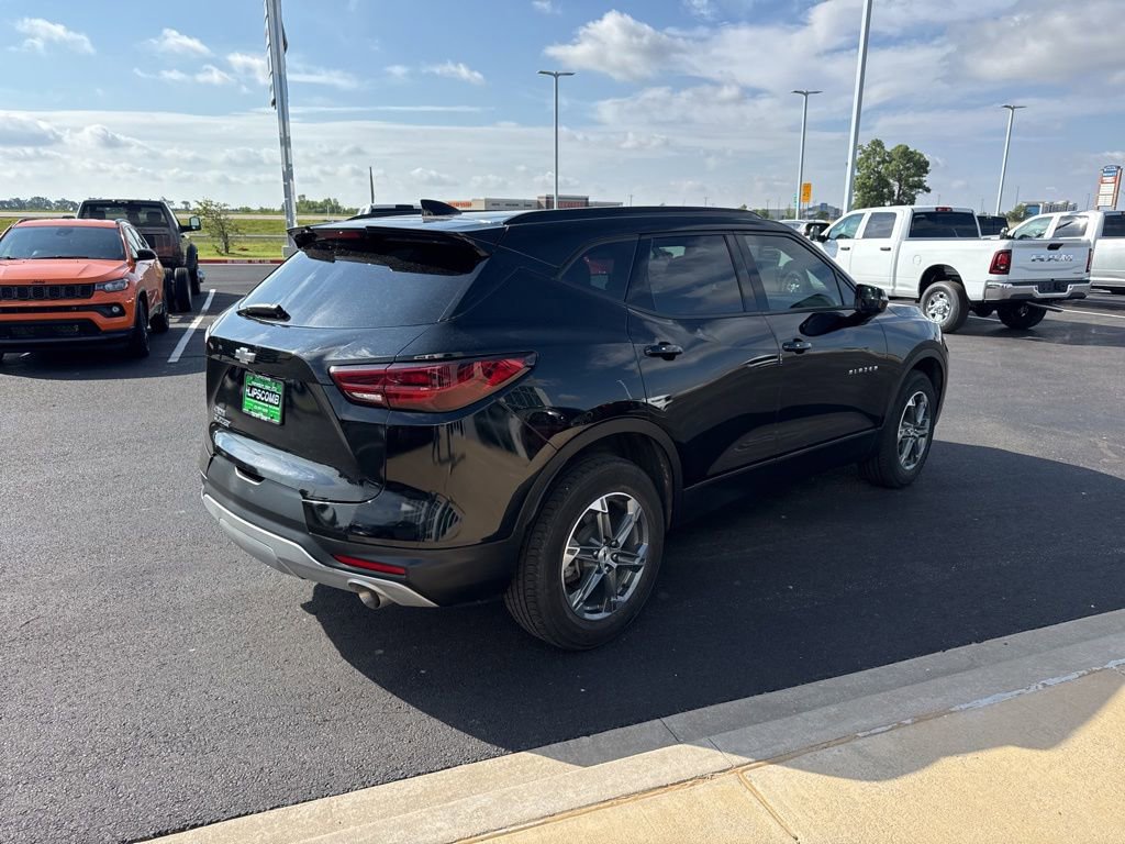 Used 2024 Chevrolet Blazer LT FWD image 6