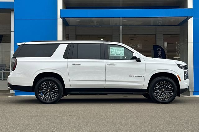 New 2026 Chevrolet Suburban RST w/ RST Capability Package image 4