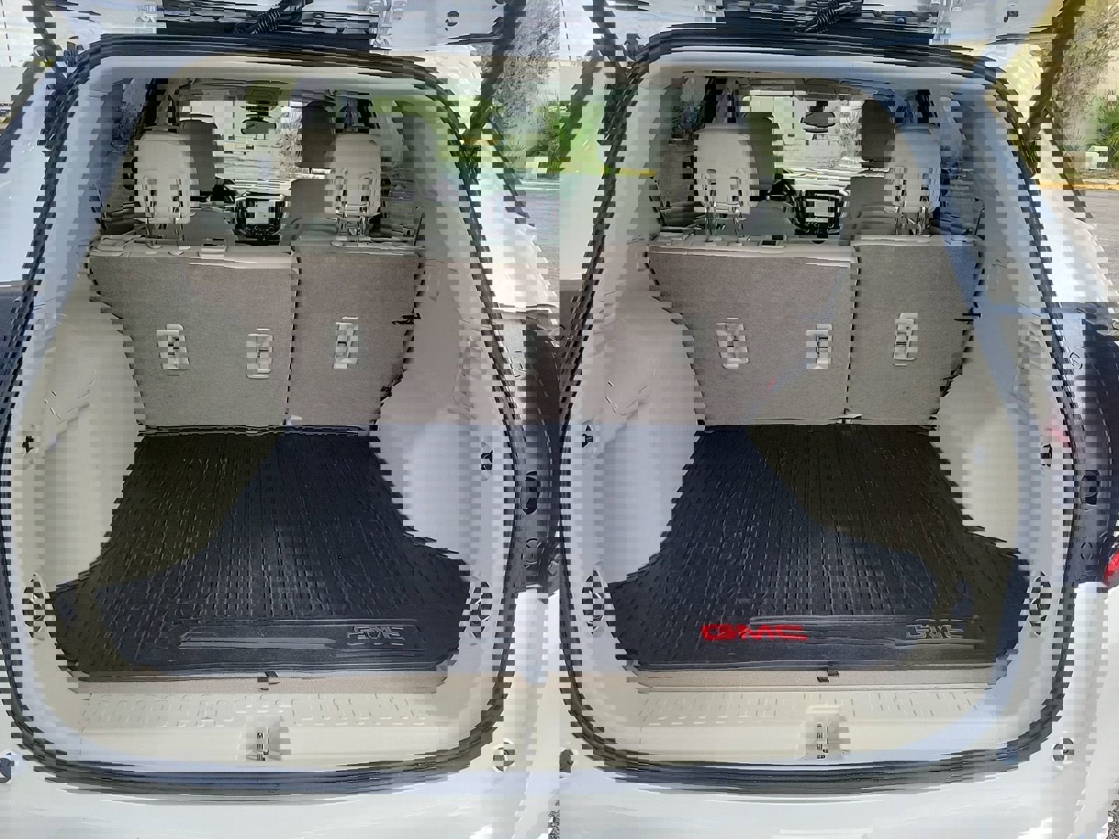 Used 2020 GMC Terrain Denali w/ Denali Premium Package image 8