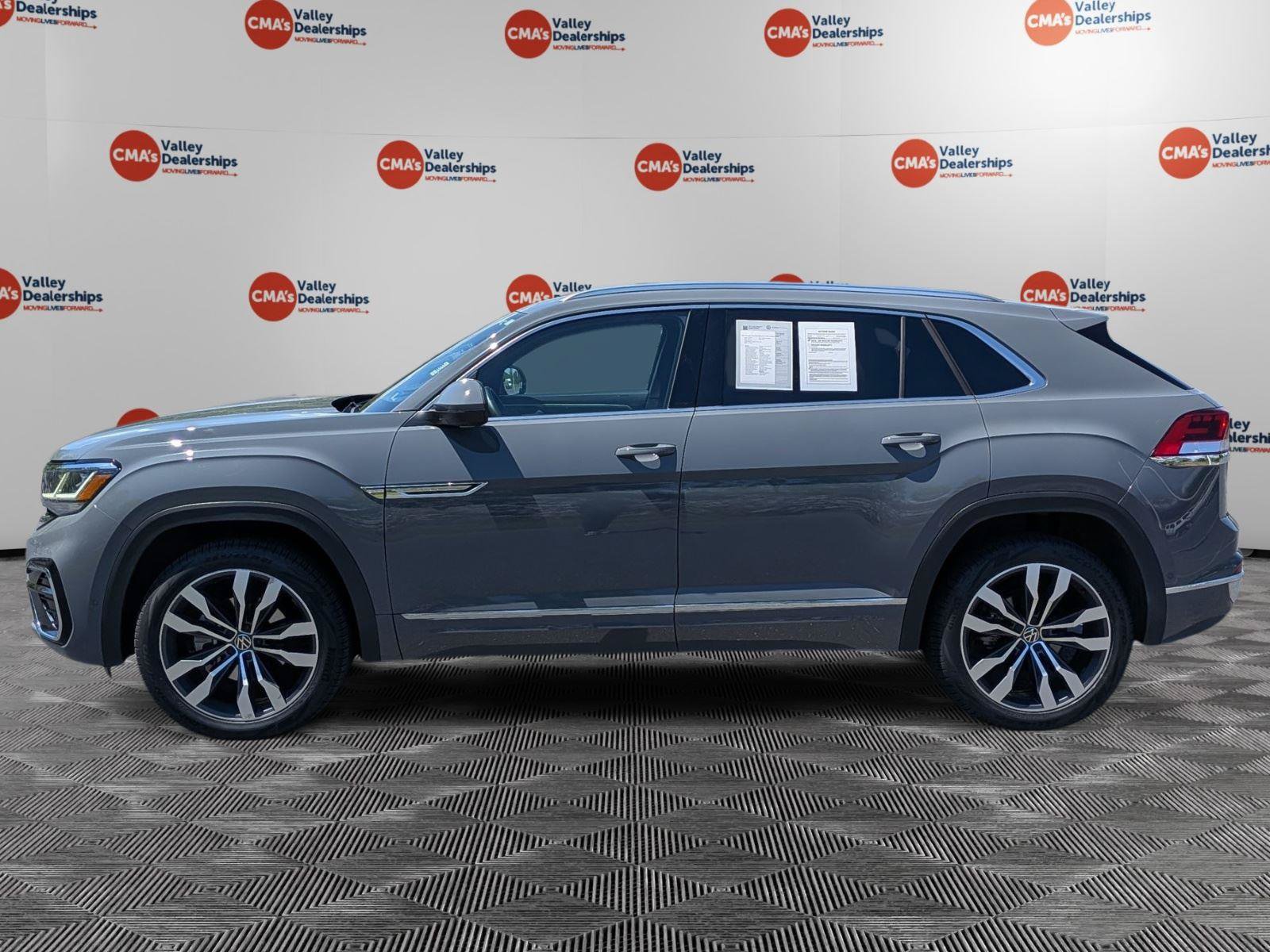 Used 2023 Volkswagen Atlas Cross Sport SEL Premium R-Line AWD/4WD image 8