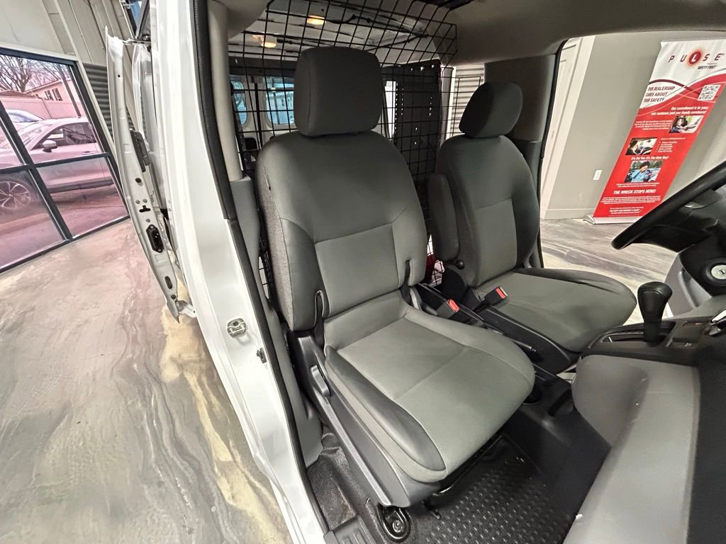 Used 2021 Nissan NV200 SV w/ Back Door Glass Package FWD image 4