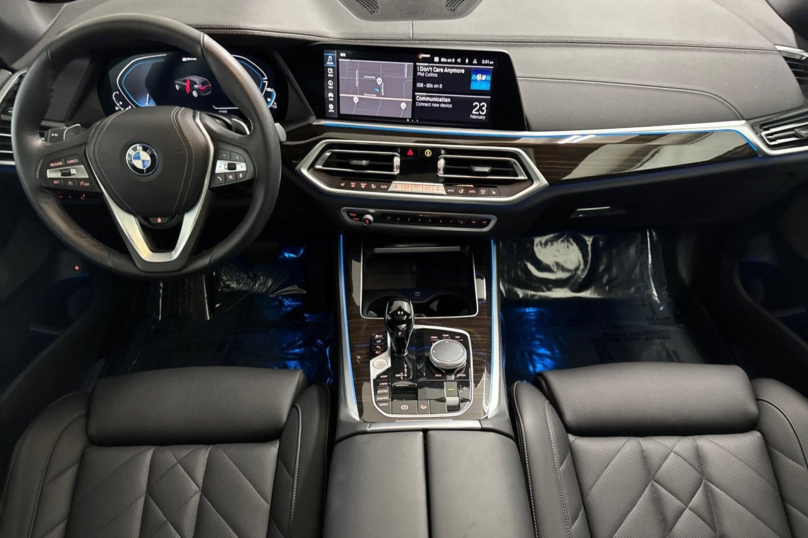 Certified 2023 BMW X5 xDrive45e w/ Climate Comfort Package image 17