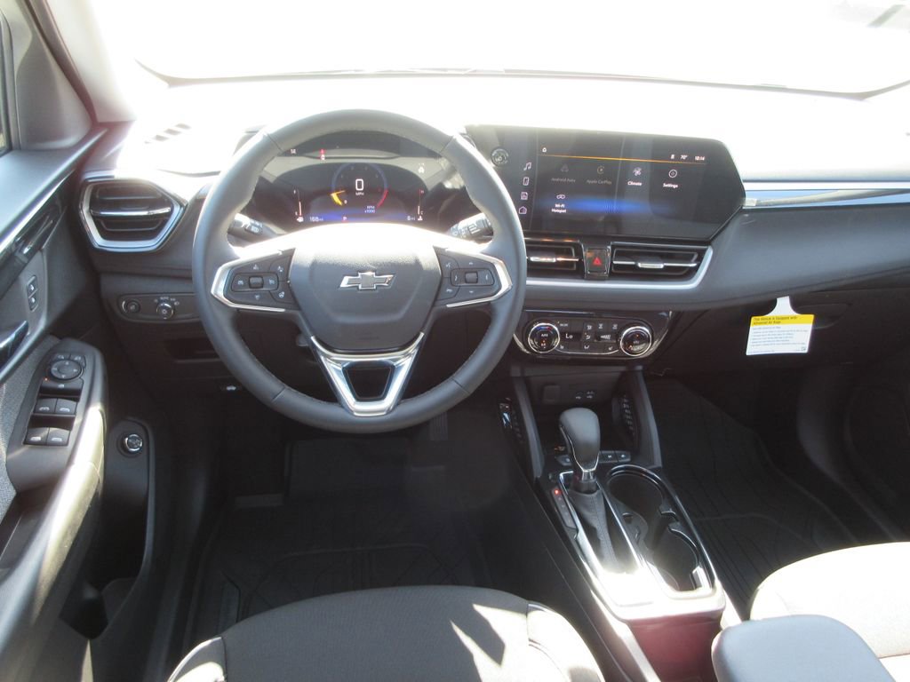 New 2026 Chevrolet TrailBlazer LT w/ Convenience Package FWD image 15