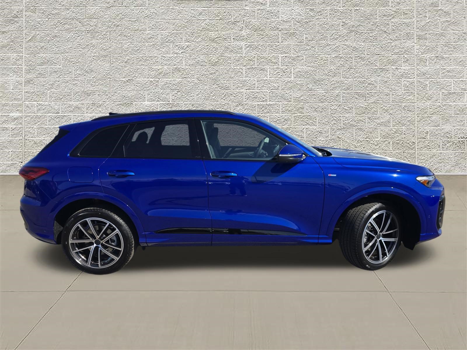 New 2026 Audi Q5 Premium Plus AWD/4WD image 8