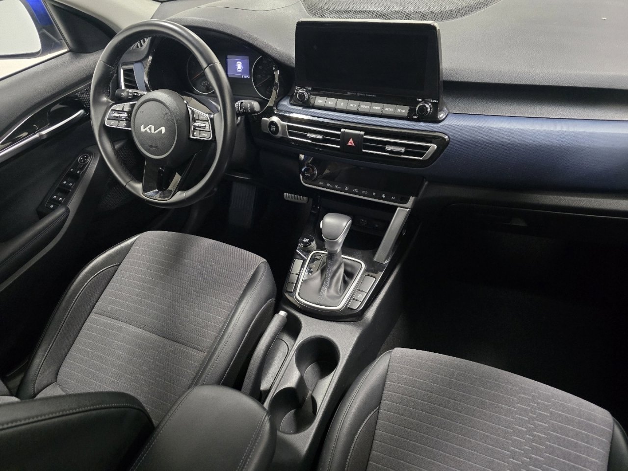 Used 2023 Kia Seltos S w/ Navigation Package image 18