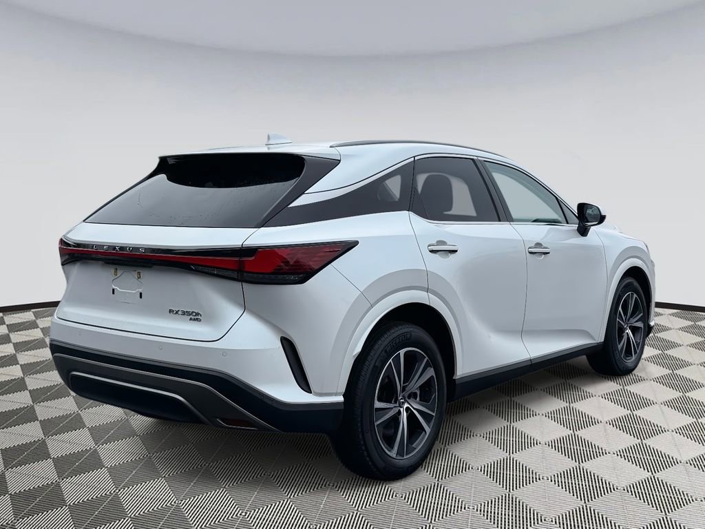 Used 2023 Lexus RX 350h image 2