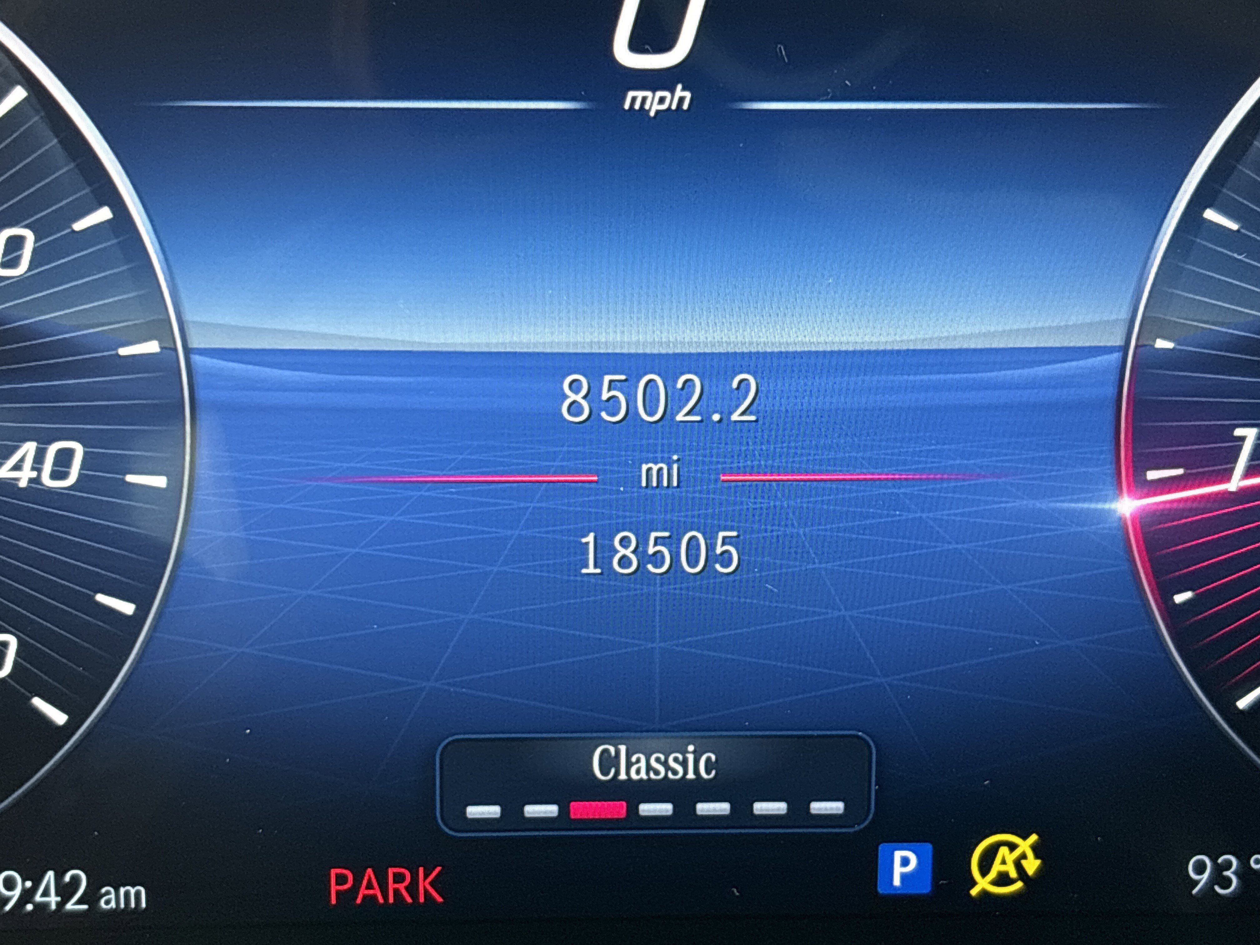 Used 2023 Mercedes-Benz GLC 300 4MATIC image 30