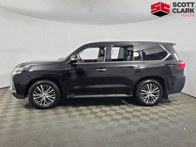 Used 2016 Lexus LX 570 4WD w/ Luxury Package image 5