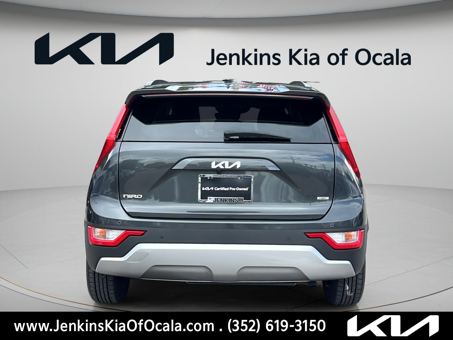 Used 2024 Kia Niro EX FWD image 4