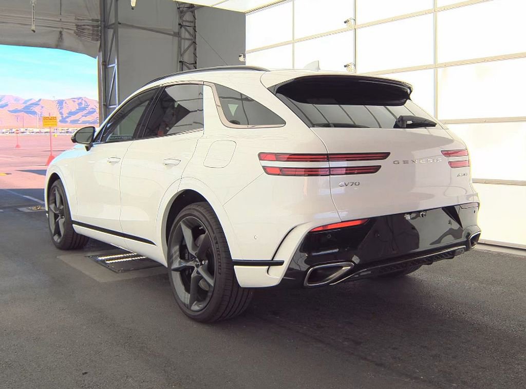 Used 2026 Genesis GV70 3.5T Sport Prestige image 3