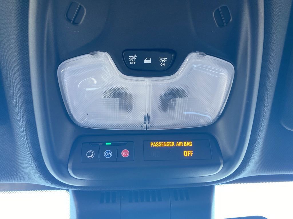 Used 2024 GMC Canyon Elevation w/ Convenience Package image 29