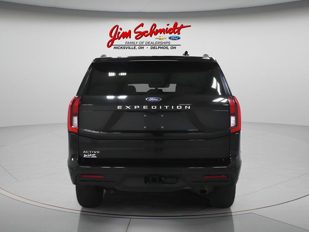Used 2025 Ford Expedition Active AWD/4WD image 11