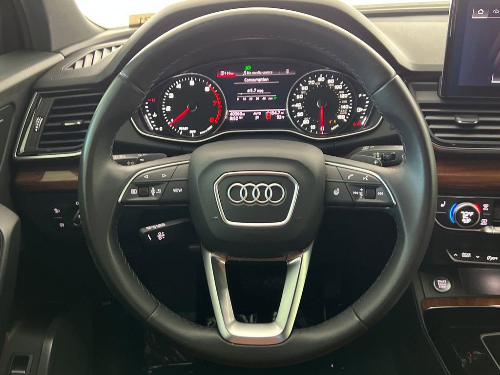 Used 2022 Audi Q5 2.0T Premium w/ Convenience Package AWD/4WD image 16
