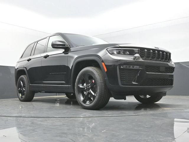 New 2026 Jeep Grand Cherokee Limited w/ Limited Altitude Package