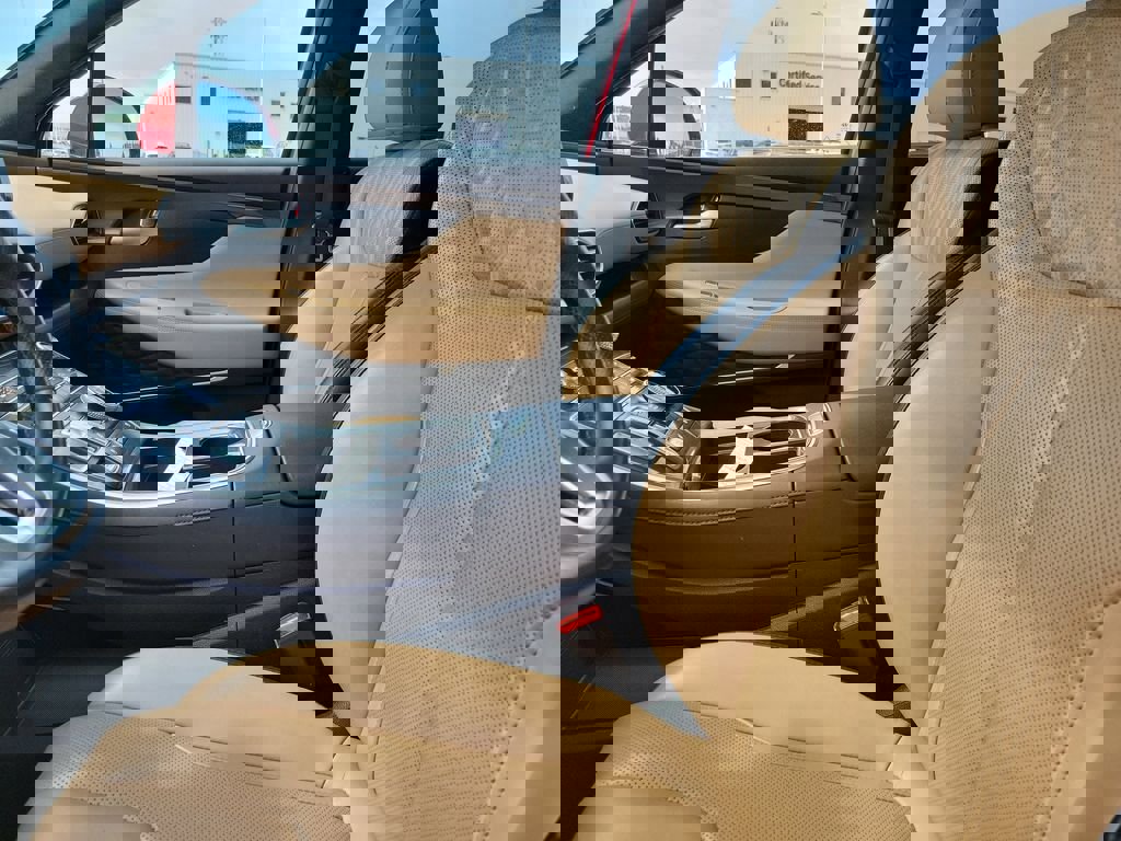 Used 2022 Hyundai Santa Fe Calligraphy image 21