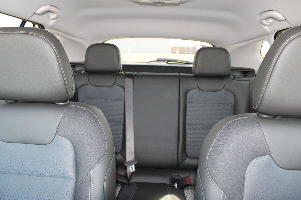 New 2026 Chevrolet Trax LT image 16