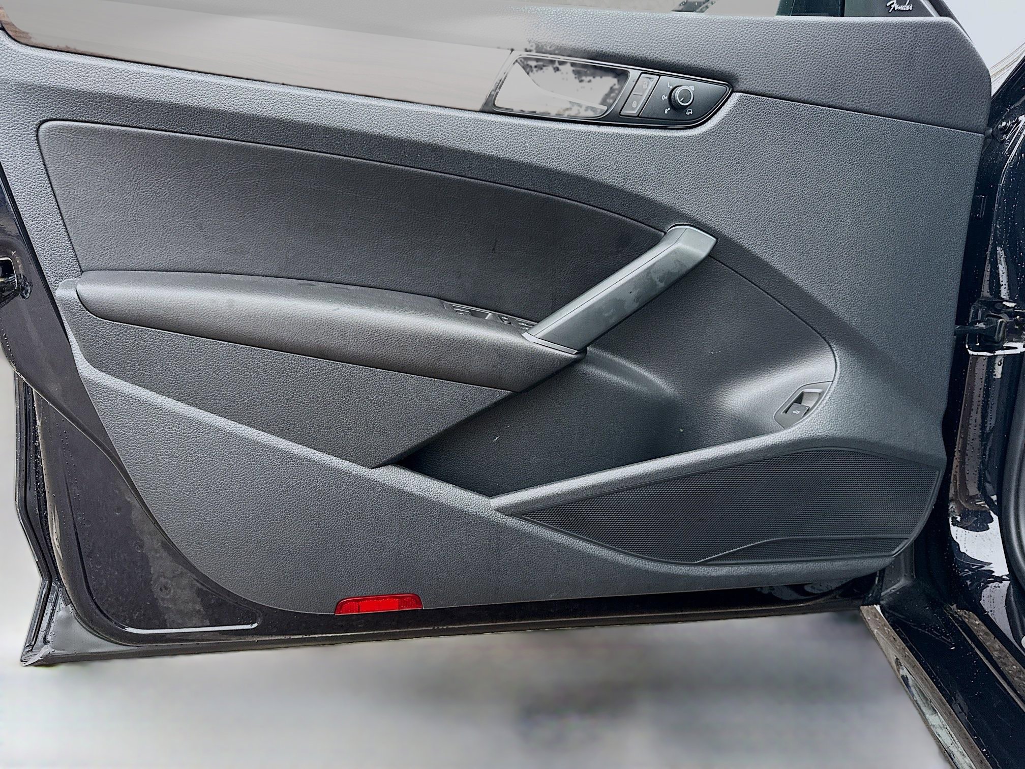 Used 2020 Volkswagen Passat 2.0T SEL image 21