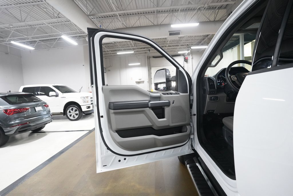 Used 2022 Ford F250 XLT w/ XLT Premium Package image 27