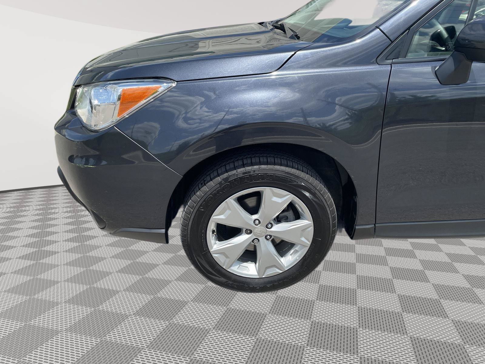 Used 2016 Subaru Forester 2.5i Premium w/ Popular Package #1 AWD/4WD image 10