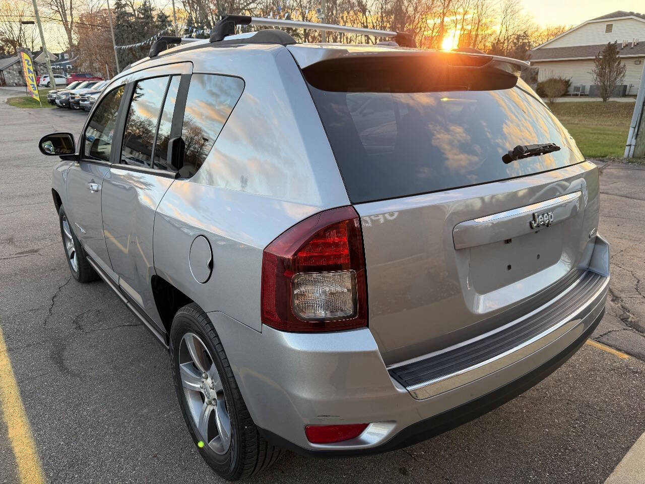 Used 2017 Jeep Compass High Altitude FWD image 5