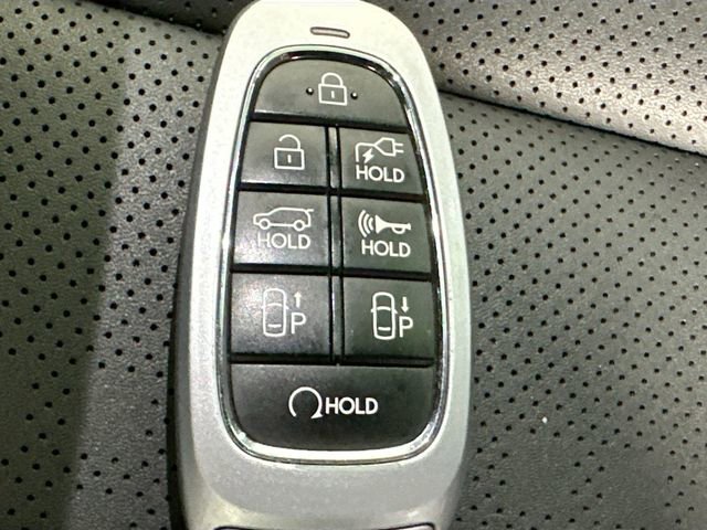 Used 2023 Hyundai Ioniq 5 Limited AWD/4WD image 17