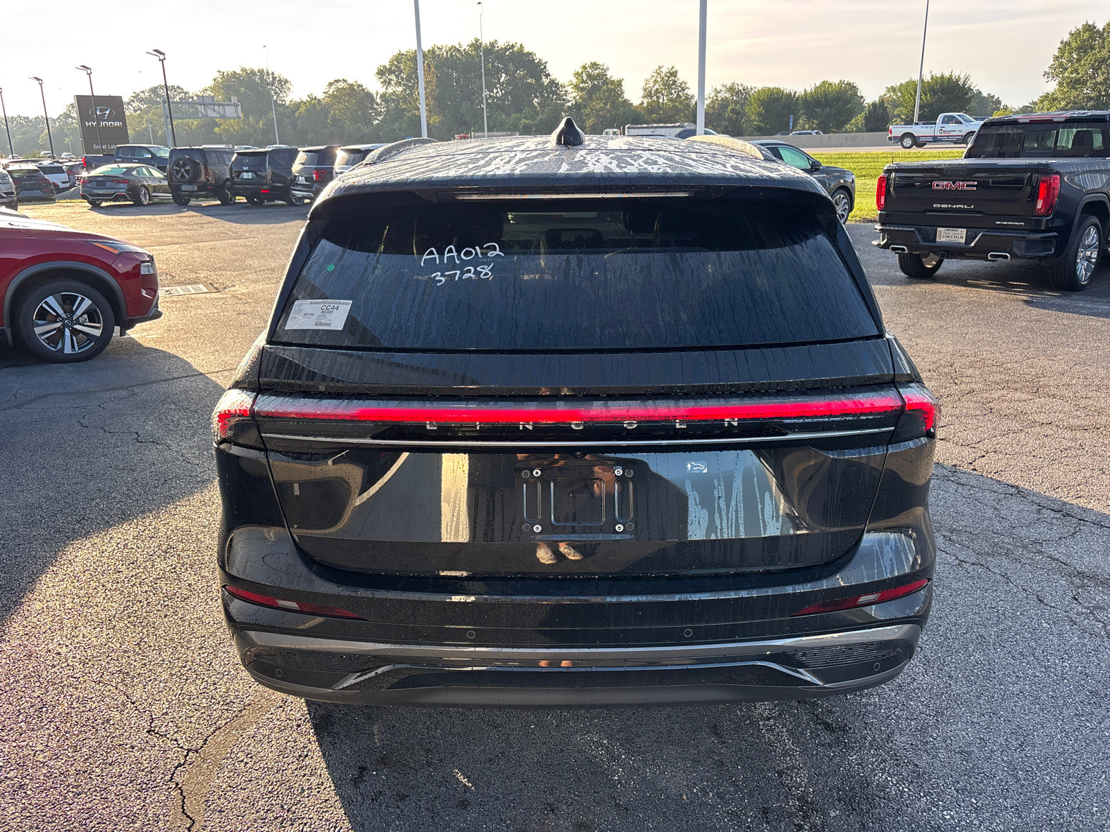 New 2026 Lincoln Nautilus Reserve w/ Jet Appearance Package AWD/4WD image 6