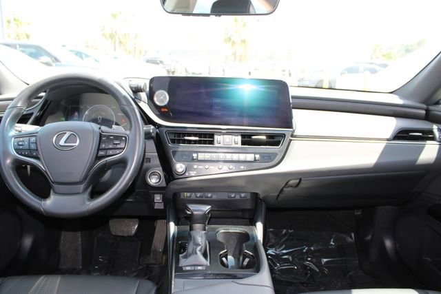 Certified 2023 Lexus ES 300h w/ Premium Package FWD image 10