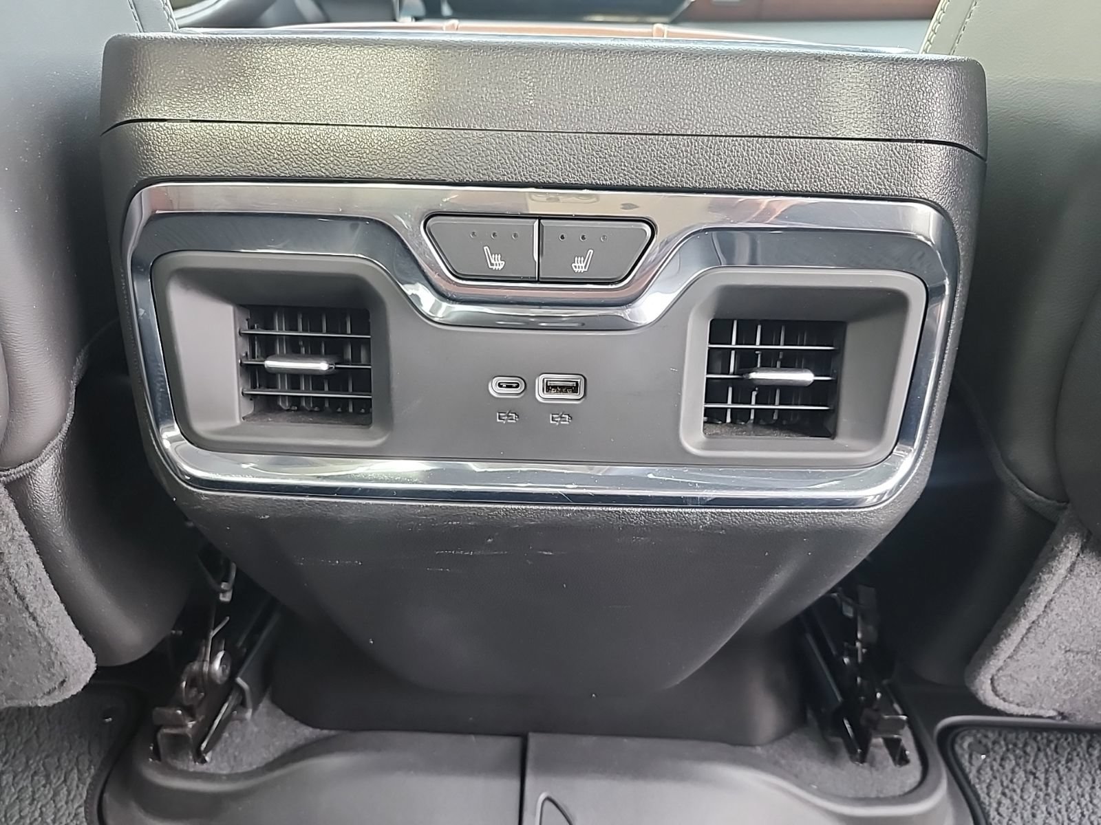 Used 2024 GMC Sierra 1500 Denali Ultimate AWD/4WD image 26