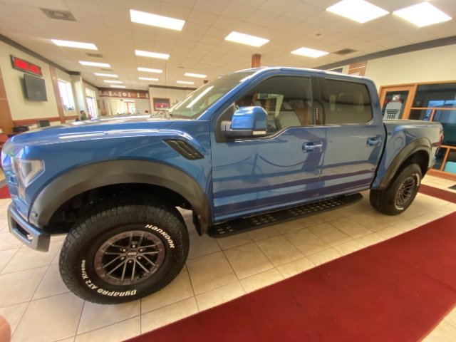 Used 2020 Ford F150 Raptor w/ Equipment Group 802A Luxury AWD/4WD image 2
