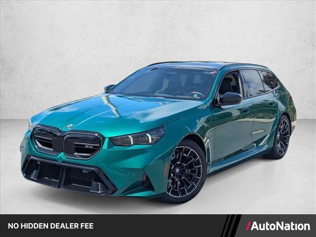 Used 2026 BMW M5 Touring AWD/4WD image 1