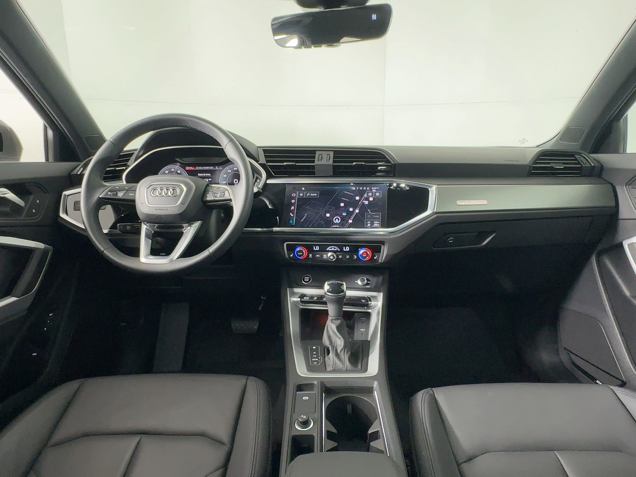 Certified 2025 Audi Q3 2.0T Premium Plus w/ Premium Plus Package image 14