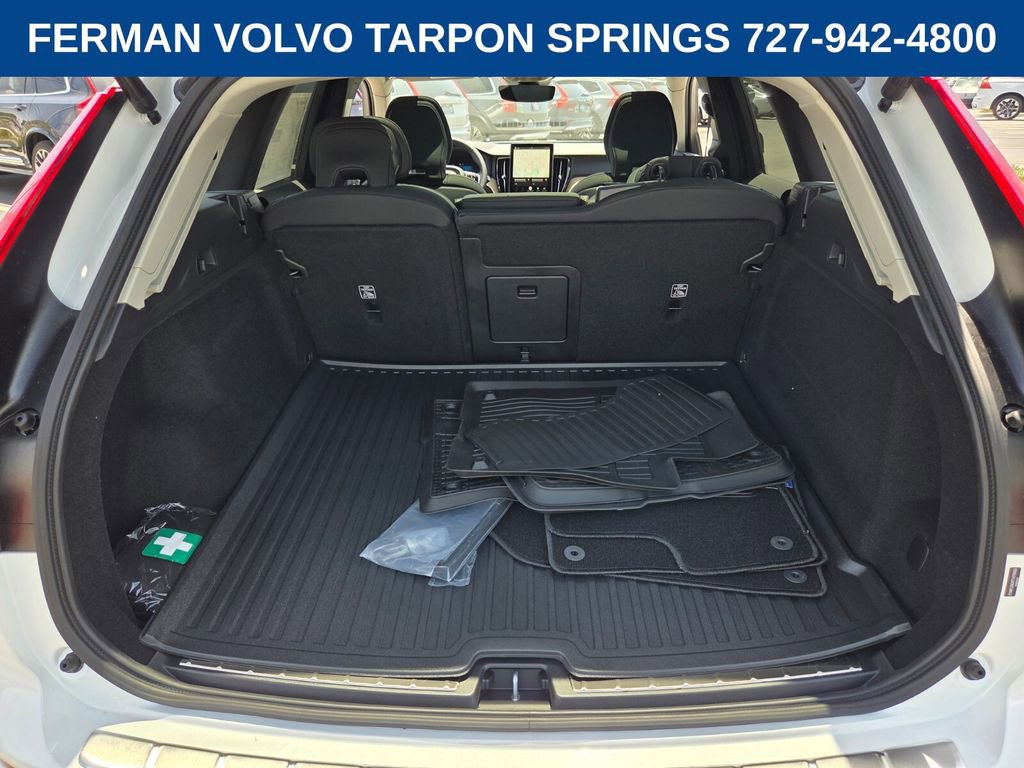 New 2026 Volvo XC60 B5 Plus w/ Protection Package Premier image 17