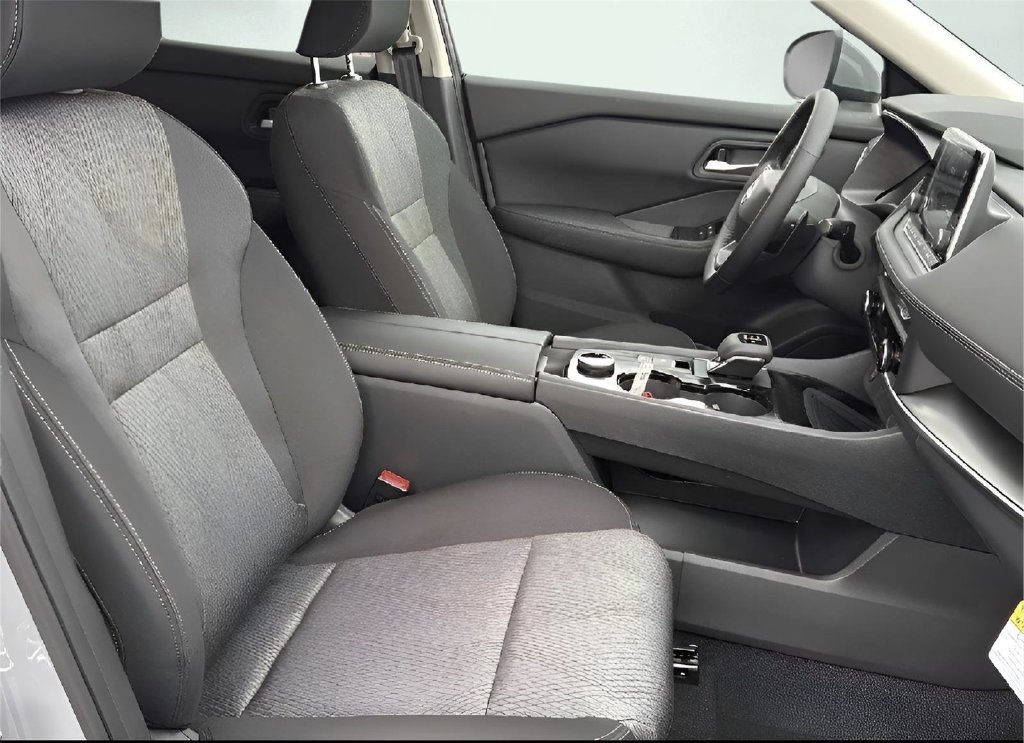 New 2026 Nissan Rogue SV w/ Cold Weather Package AWD/4WD image 23