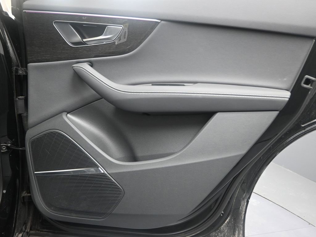 Certified 2025 Audi Q7 2.0T Premium Plus w/ Premium Plus Package image 14