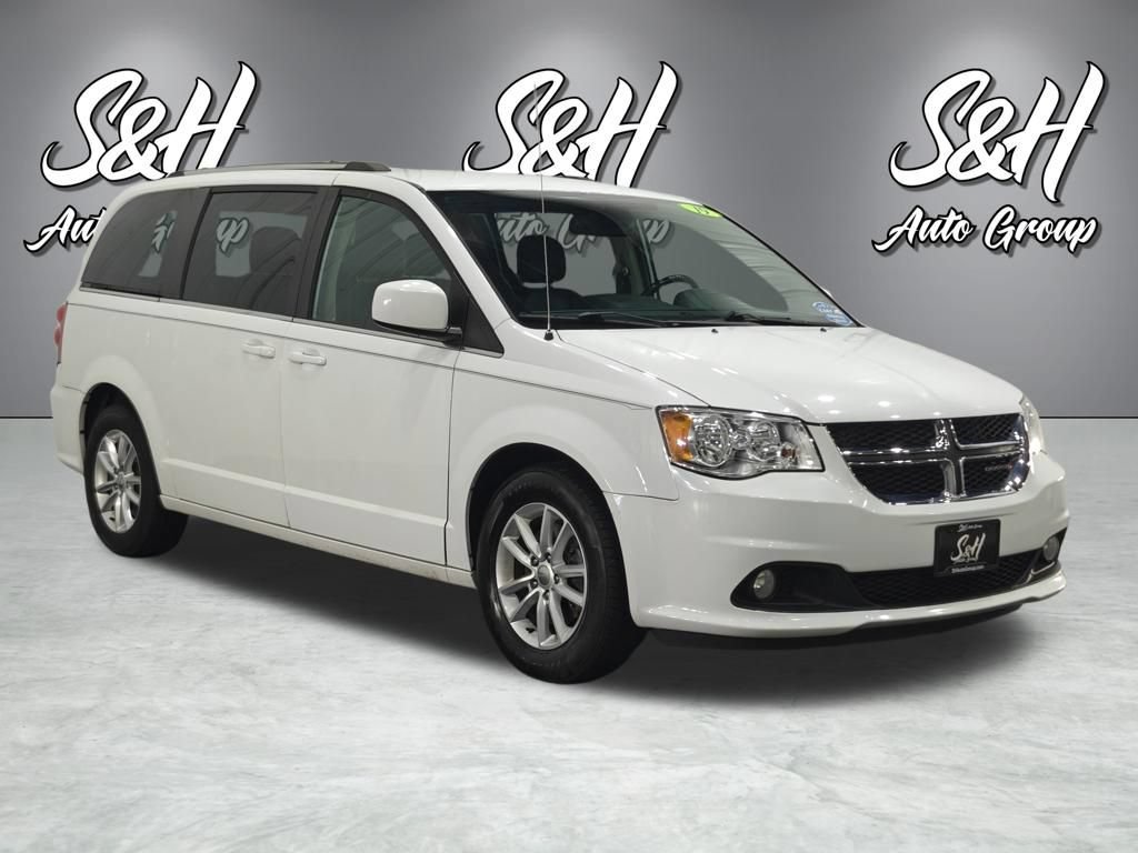 Used 2019 Dodge Grand Caravan SXT FWD image 2