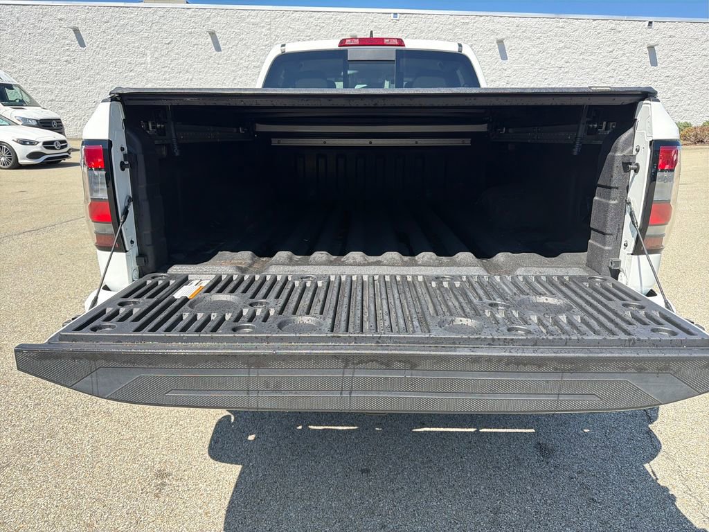 Used 2023 Nissan Frontier SV w/ Technology Package image 26