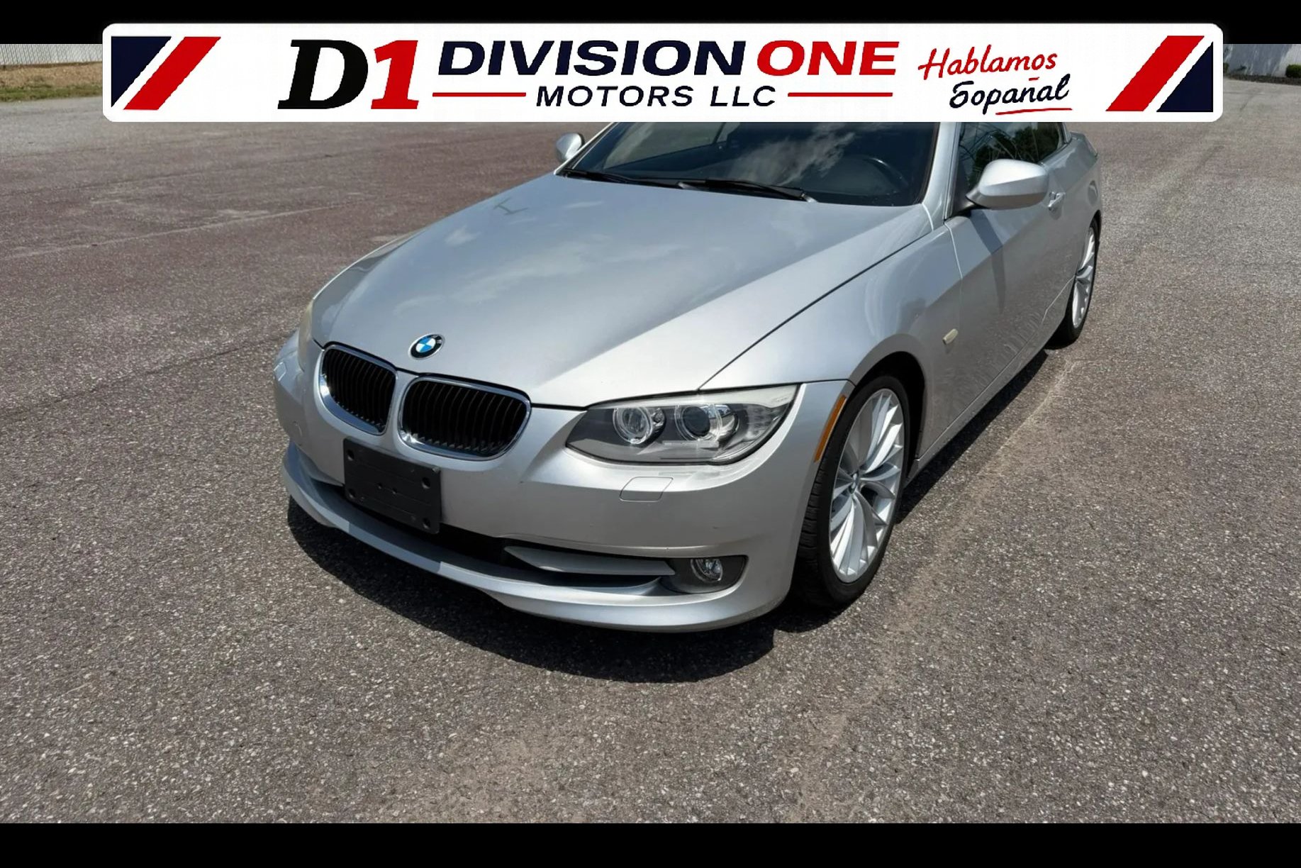 Used 2011 BMW 335i Convertible RWD image 2